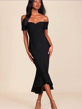 Lulus Off-Shoulder Black Mermaid Hem Dress
